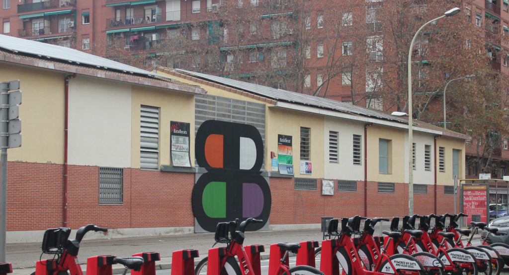 Una porta per a l’Institut Barri Besòs