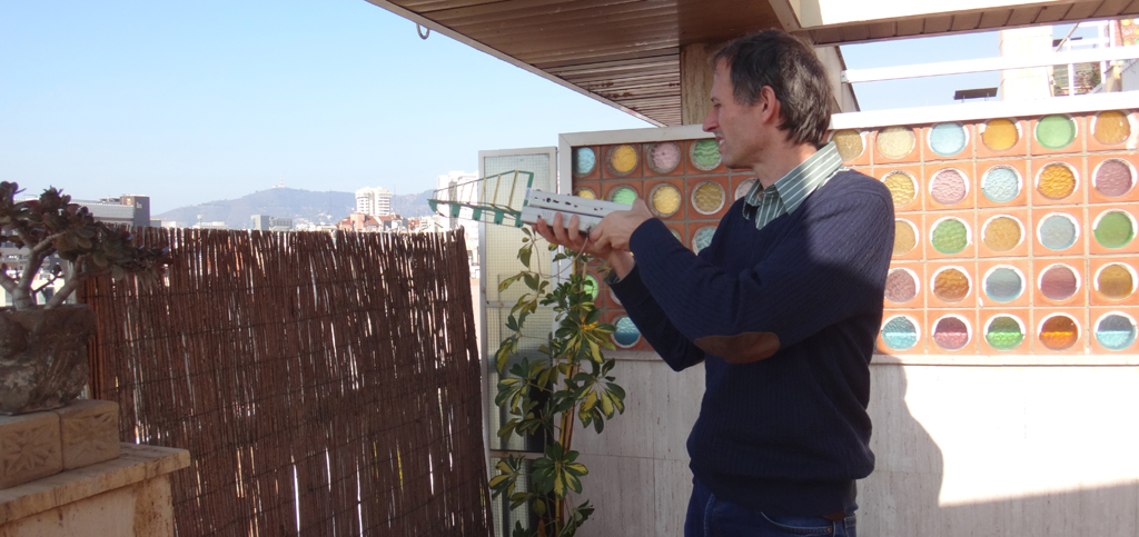 medición de campos, ondas y radiaciones en un piso del Eixample de Barcelona