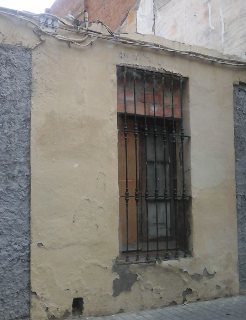 medición para valorar la compra de una parcela sobre una línea de metro (Barcelona)