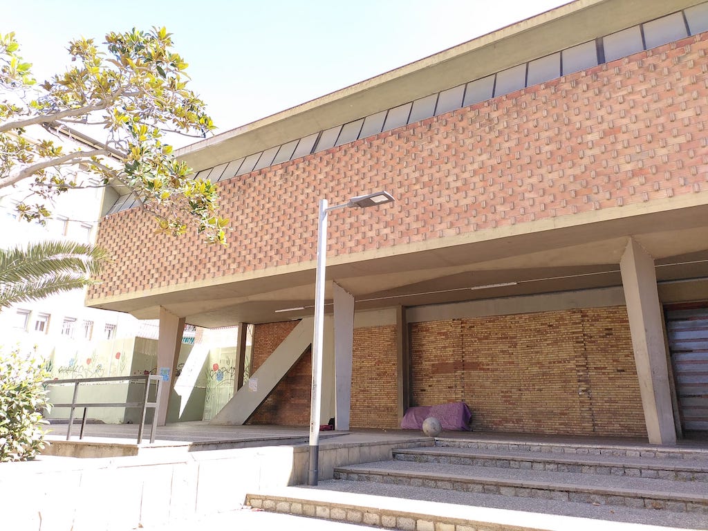 VENTILACIÓ, IL·LUMINACIÓ I ACCESSIBILITAT EN UN EDIFICI HISTÒRIC DE FORMIGÓ